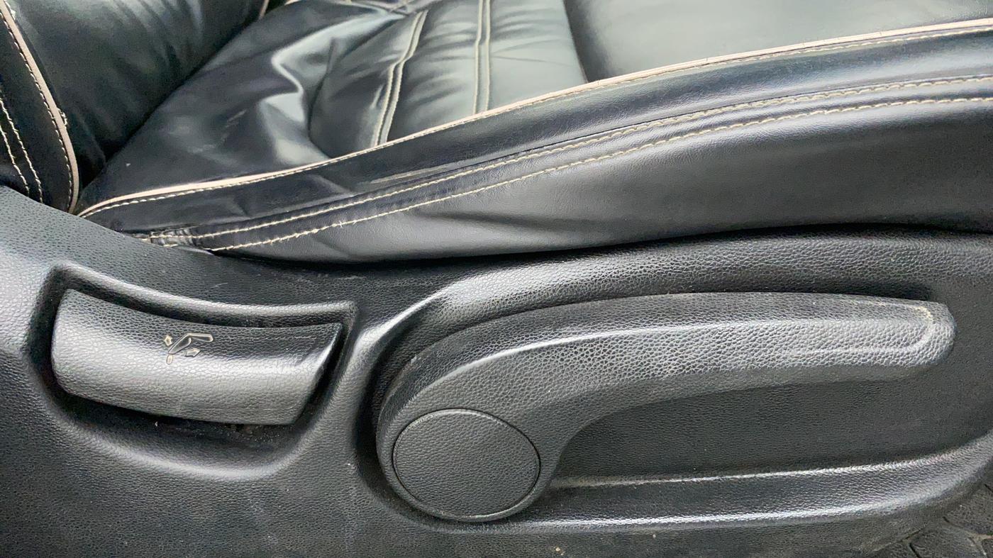 2019 Hyundai Creta 1.4 EX CRDI, Diesel, Manual, 82,979 km, Driver Side Adjustment Panel