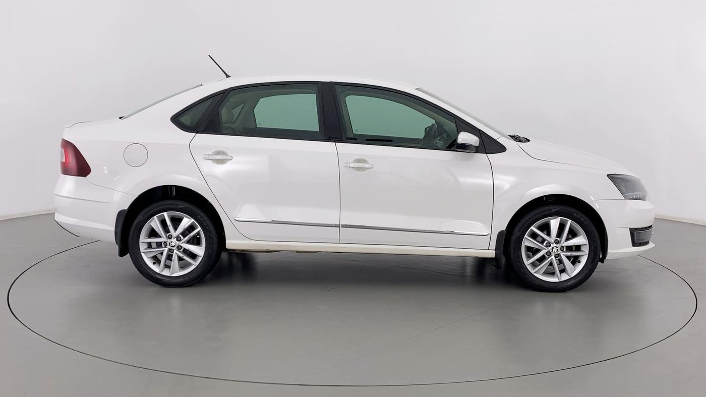 2020 Skoda Rapid STYLE 1.0TSI MT, Petrol, Manual, 55,892 km, Right Side View