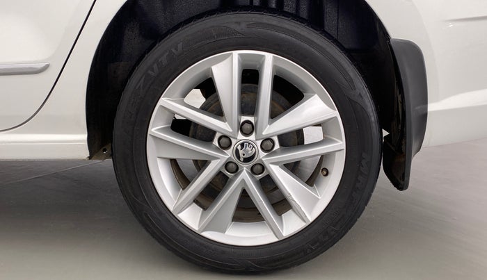 2020 Skoda Rapid STYLE 1.0TSI MT, Petrol, Manual, 55,892 km, Left Rear Wheel