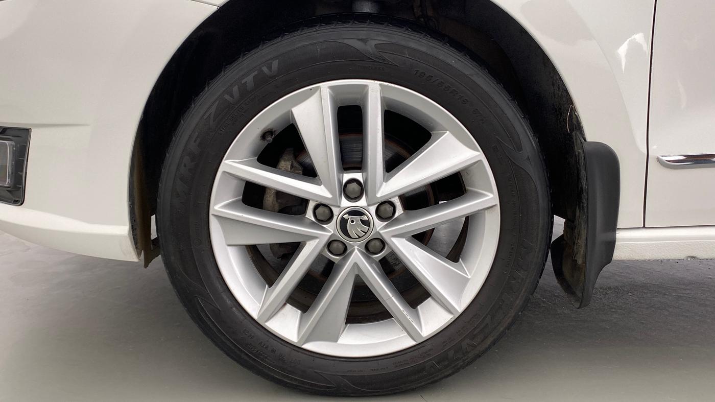 2020 Skoda Rapid STYLE 1.0TSI MT, Petrol, Manual, 55,892 km, Left Front Wheel