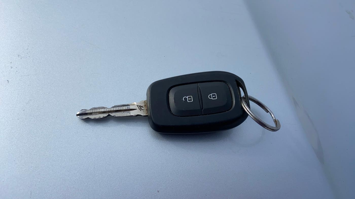 2021 Renault TRIBER RXT, Petrol, Manual, 80,903 km, Key Close Up