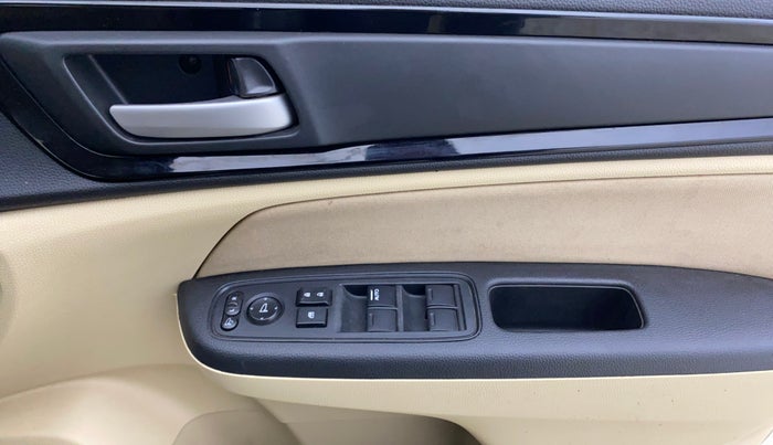 2020 Honda Amaze 1.2L I-VTEC VX CVT, Petrol, Automatic, 33,407 km, Driver Side Door Panels Control