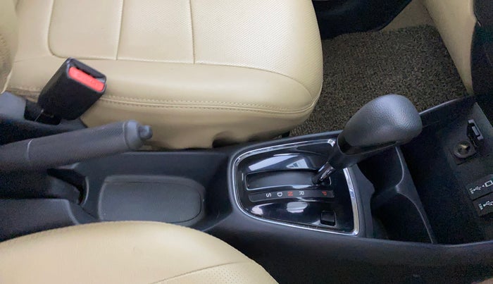 2020 Honda Amaze 1.2L I-VTEC VX CVT, Petrol, Automatic, 33,407 km, Gear Lever