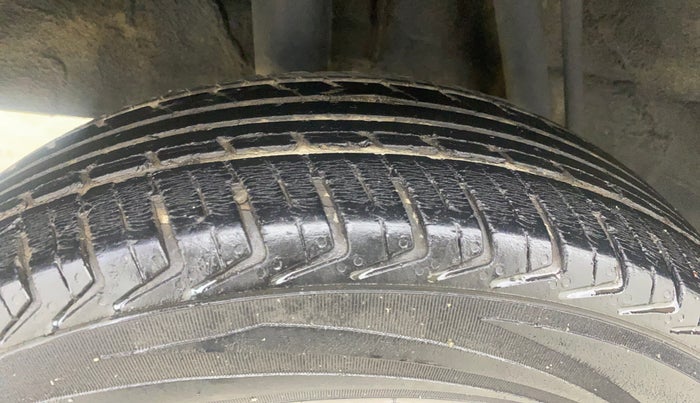 2017 Renault Kwid RXT 0.8, Petrol, Manual, 33,468 km, Right Rear Tyre Tread