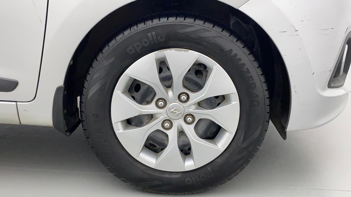 2015 Hyundai Xcent S 1.2, Petrol, Manual, 55,974 km, Right Front Wheel