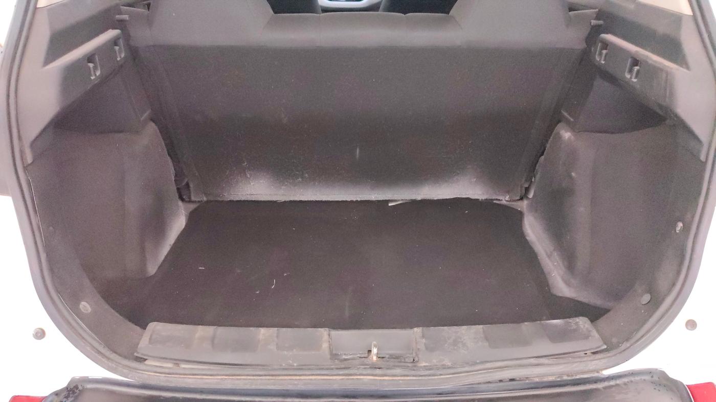 2018 Tata NEXON XM PETROL, Petrol, Manual, 1,02,378 km, Boot Inside
