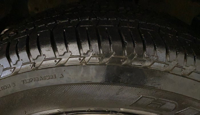 2020 Mahindra Scorpio S9, Diesel, Manual, 1,40,132 km, Right Front Tyre Tread