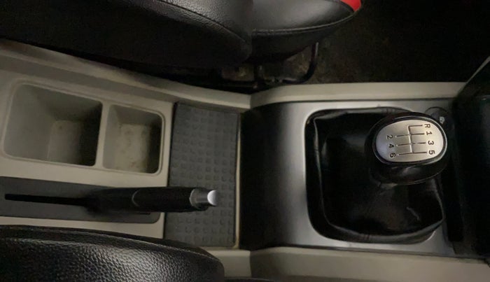 2020 Mahindra Scorpio S9, Diesel, Manual, 1,40,132 km, Gear Lever