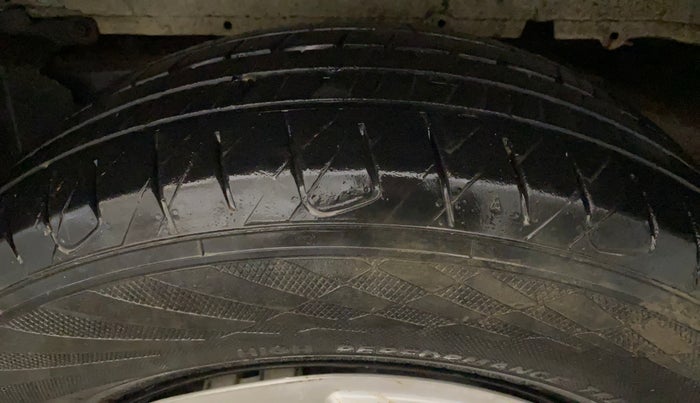 2020 Mahindra Scorpio S9, Diesel, Manual, 1,40,132 km, Left Rear Tyre Tread