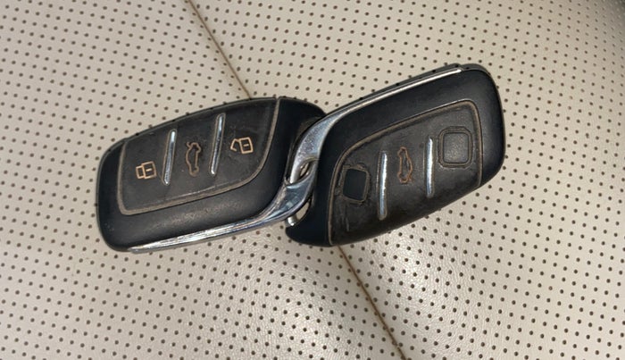 2022 MG ASTOR SHARP 1.5 CVT, Petrol, Automatic, 65,670 km, Key Close Up