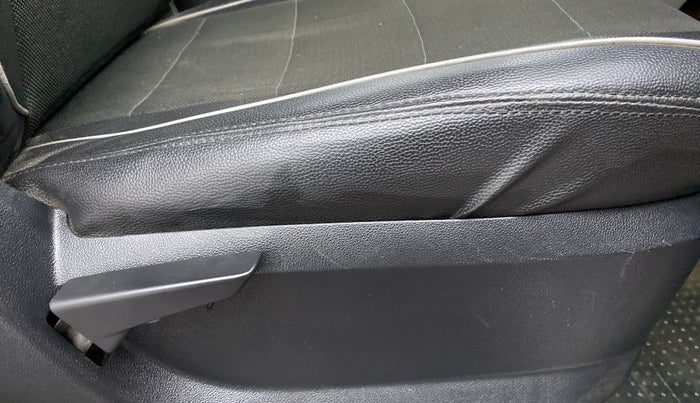 2017 Mahindra Kuv100 K4+ 6 STR, Petrol, Manual, 27,603 km, Driver Side Adjustment Panel