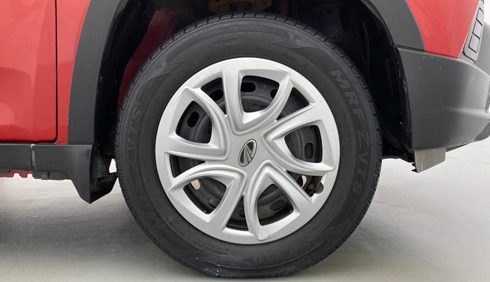 2017 Mahindra Kuv100 K4+ 6 STR, Petrol, Manual, 27,603 km, Right Front Wheel