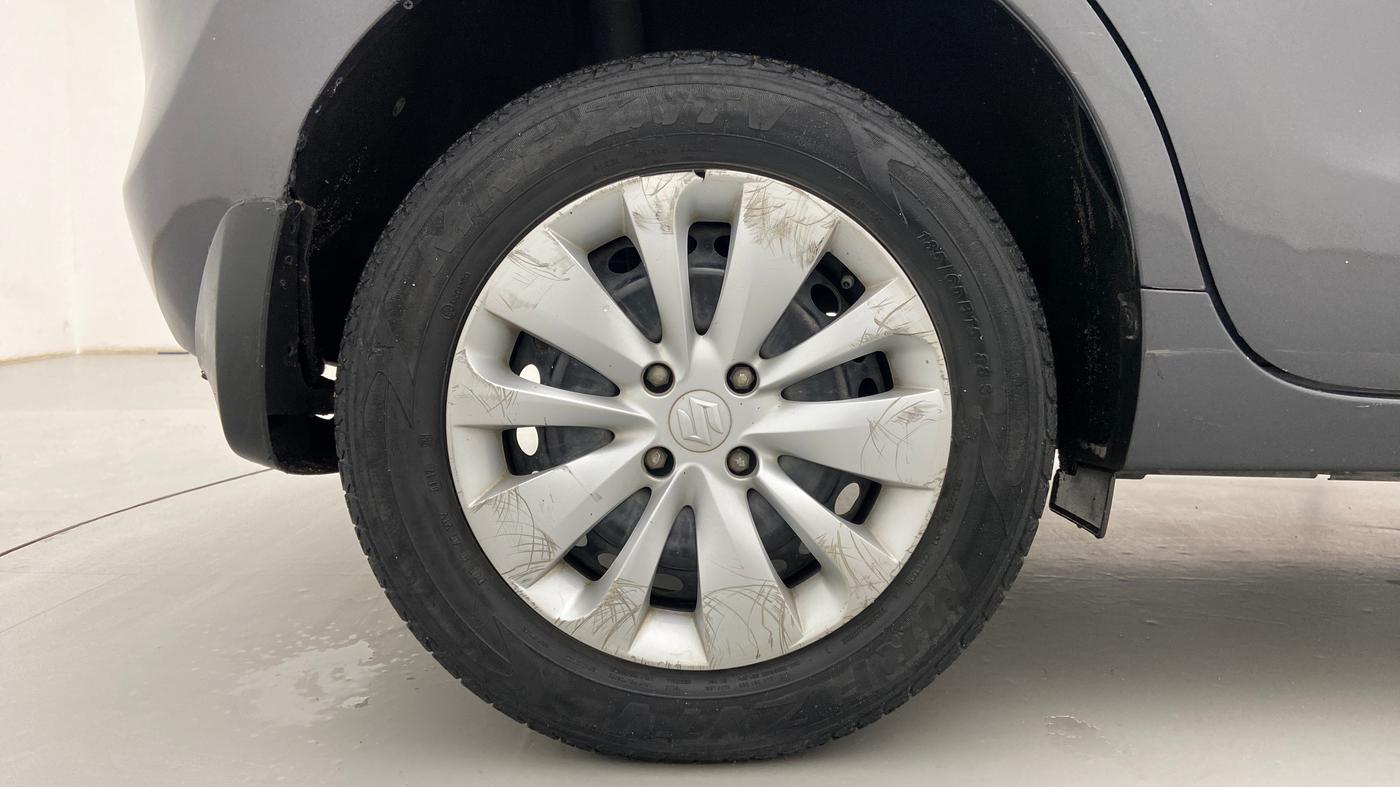 2017 Maruti Baleno DELTA PETROL 1.2, Petrol, Manual, 65,356 km, Right Rear Wheel