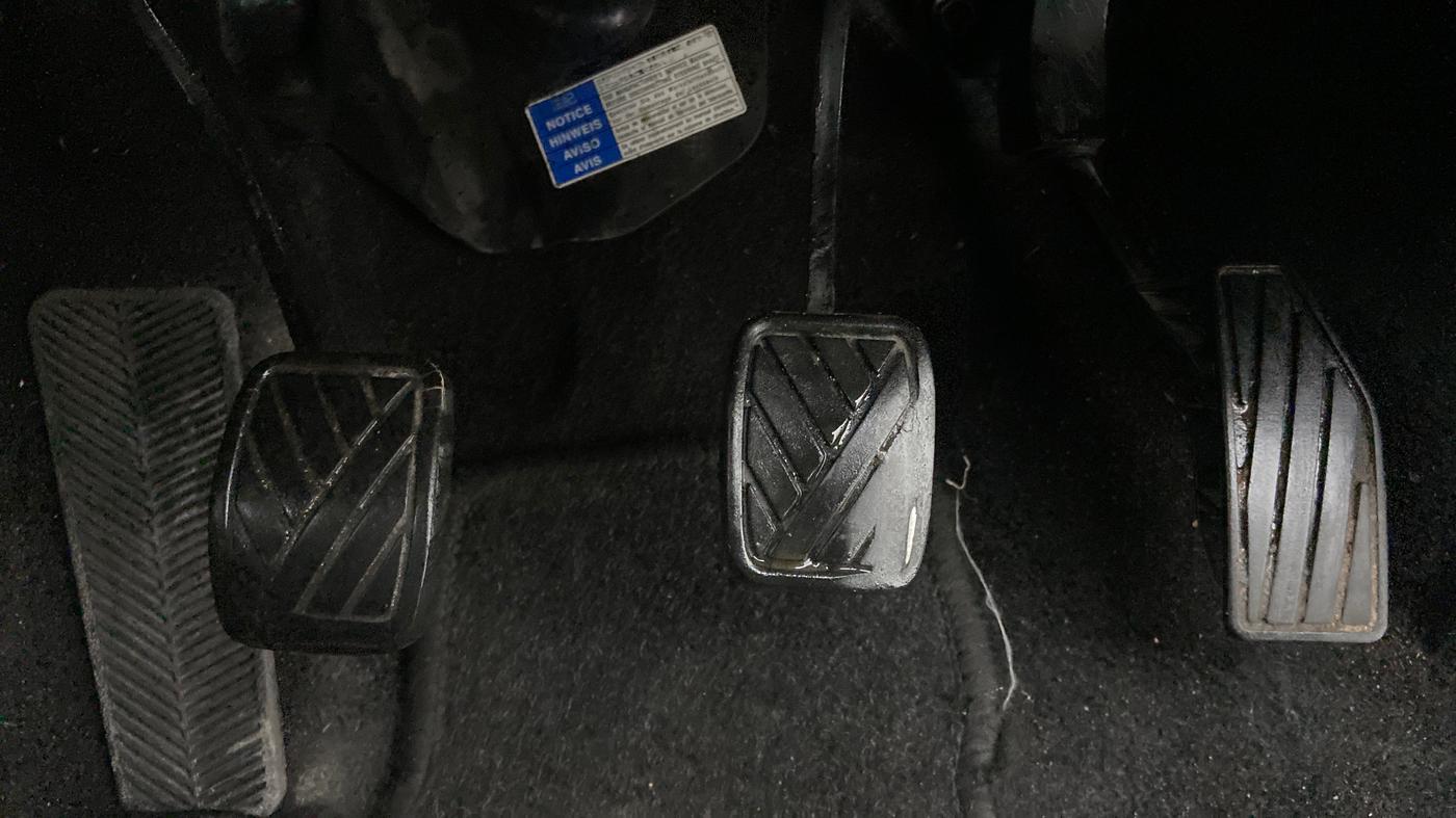 2017 Maruti Baleno DELTA PETROL 1.2, Petrol, Manual, 65,356 km, Pedals