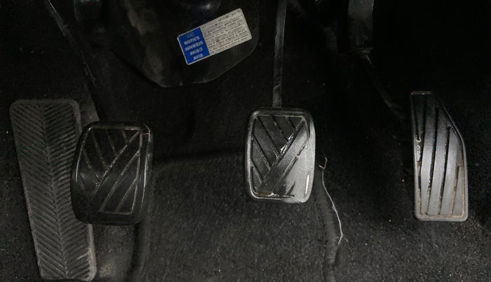 2017 Maruti Baleno DELTA PETROL 1.2, Petrol, Manual, 65,356 km, Pedals