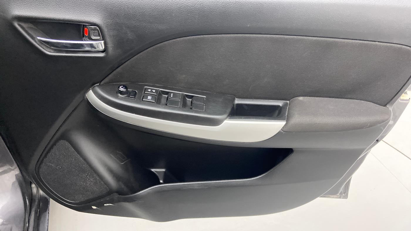 2017 Maruti Baleno DELTA PETROL 1.2, Petrol, Manual, 65,356 km, Driver Side Door Panels Control