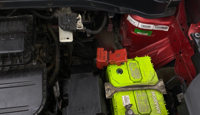 2021 Tata PUNCH CREATIVE  1.2 RTN DUAL TONE, Petrol, Manual, 33,817 km, Engine View - Left