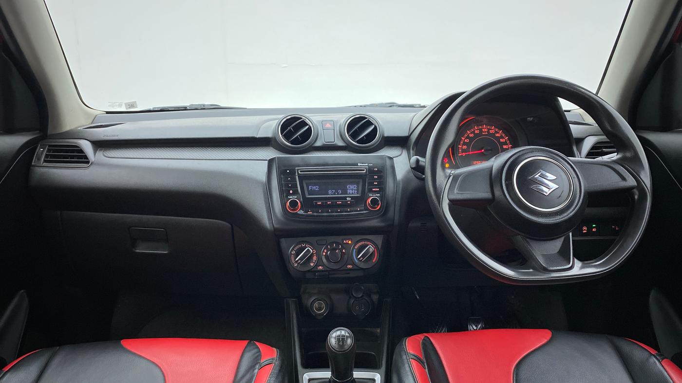 2021 Maruti Swift LXI, Petrol, Manual, 1,18,937 km, Dashboard