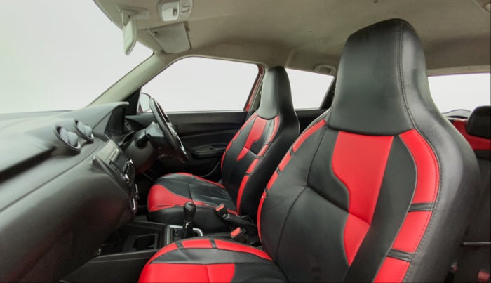 2021 Maruti Swift LXI, Petrol, Manual, 1,18,937 km, Right Side Front Door Cabin