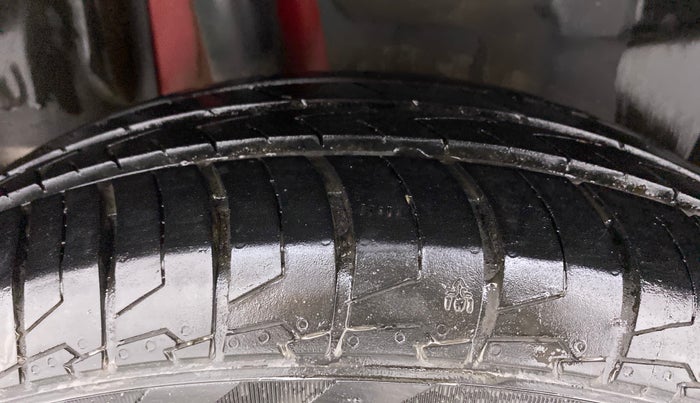 2021 Maruti Swift LXI, Petrol, Manual, 1,18,937 km, Right Rear Tyre Tread
