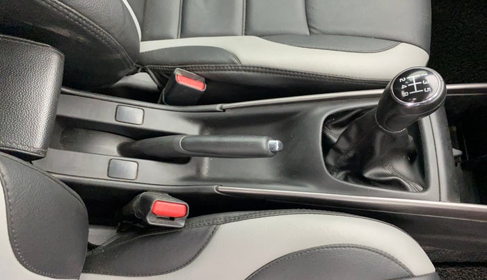 2019 Maruti Baleno ALPHA PETROL 1.2, Petrol, Manual, 84,333 km, Gear Lever