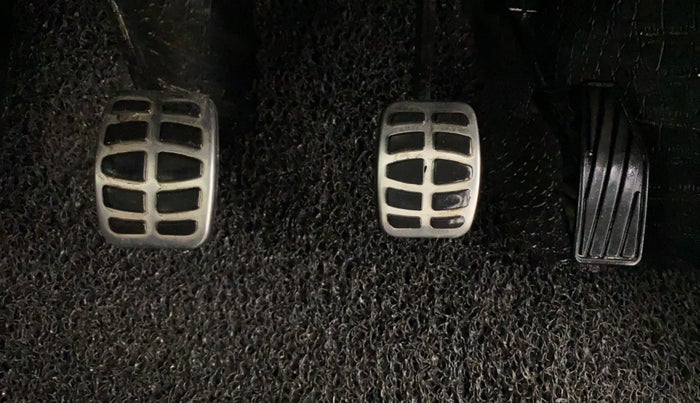 2019 Maruti Baleno ALPHA PETROL 1.2, Petrol, Manual, 84,333 km, Pedals