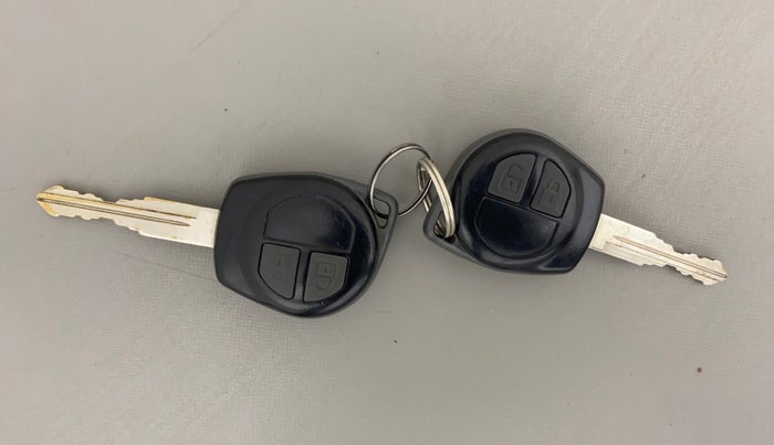 2013 Maruti Ertiga ZXI, Petrol, Manual, 70,324 km, Key Close Up