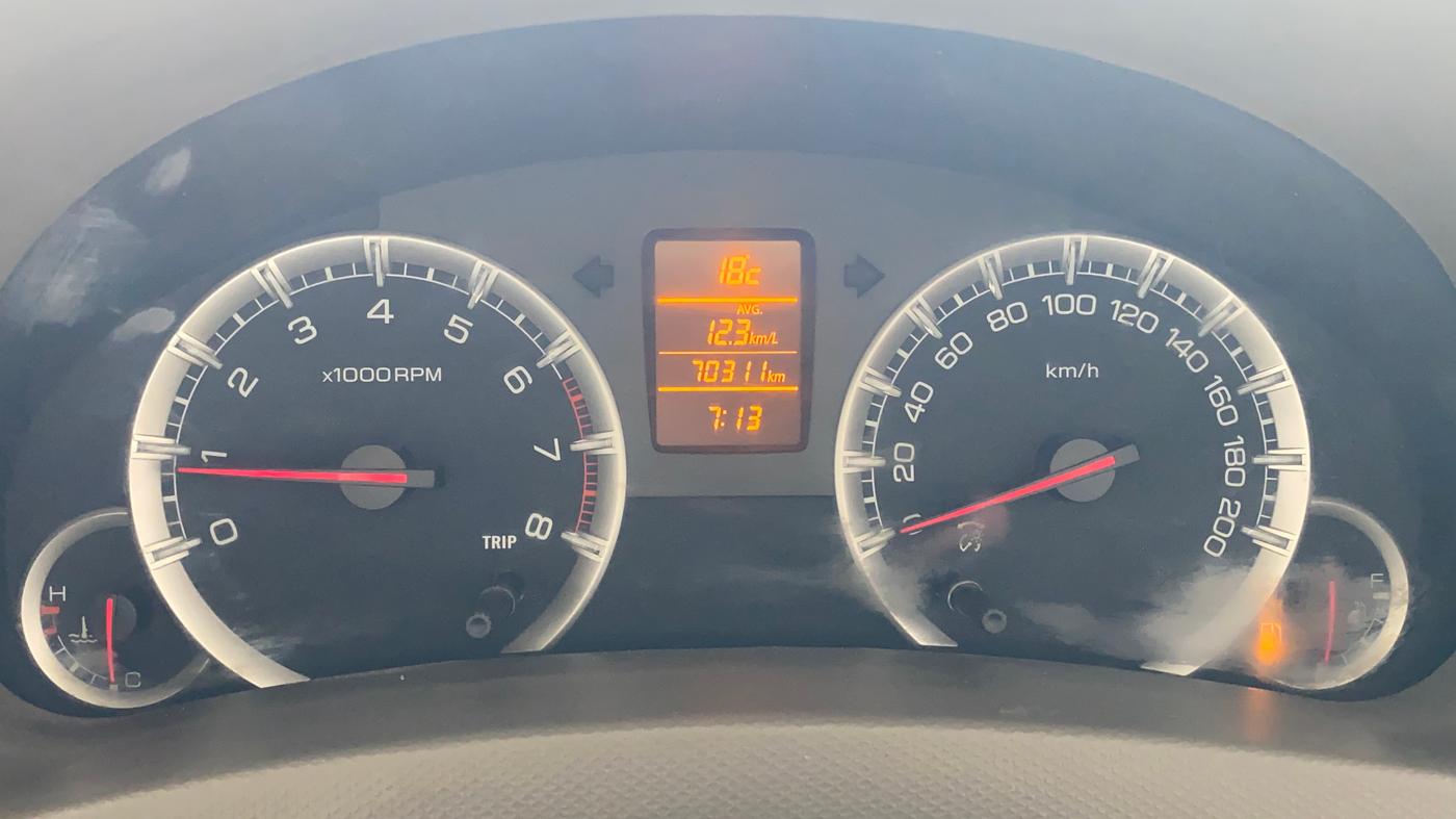 2013 Maruti Ertiga ZXI, Petrol, Manual, 70,518 km, Odometer Image