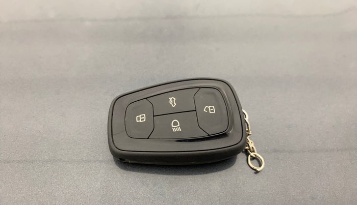 2019 Tata NEXON XZ PLUS PETROL, Petrol, Manual, 88,384 km, Key Close Up