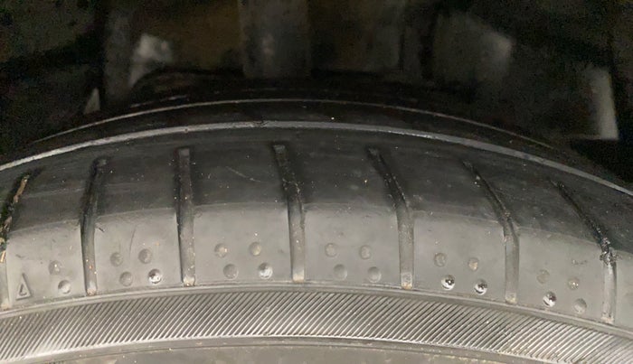 2019 Tata NEXON XZ PLUS PETROL, Petrol, Manual, 88,384 km, Right Front Tyre Tread