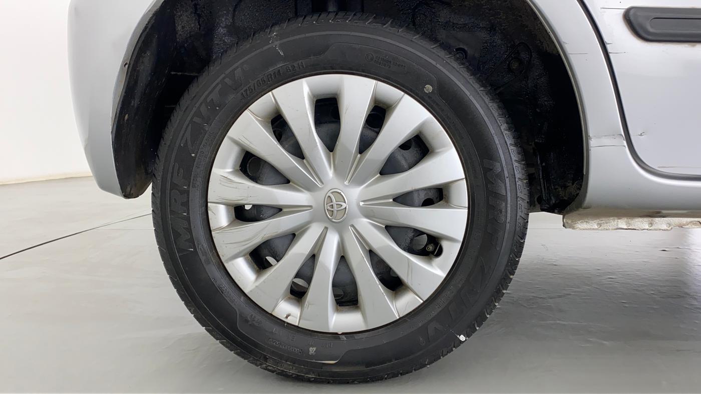 2014 Toyota Etios Liva G, Petrol, Manual, 62,661 km, Right Rear Wheel