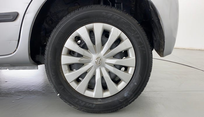 2014 Toyota Etios Liva G, Petrol, Manual, 62,661 km, Left Rear Wheel