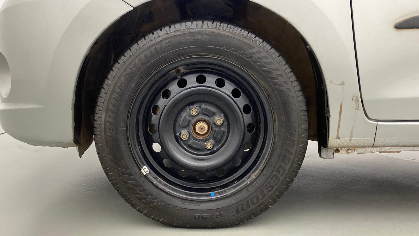 2014 Maruti Celerio VXI d, Petrol, Manual, 91,417 km, Left Front Wheel