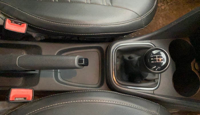 2020 Volkswagen Polo COMFORTLINE PLUS 1.0L MPI, Petrol, Manual, 38,756 km, Gear Lever