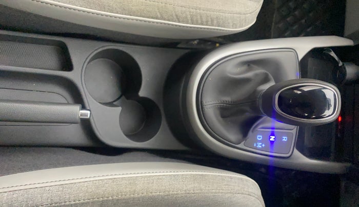 2020 Hyundai GRAND I10 NIOS ASTA AMT 1.2 KAPPA VTVT, Petrol, Automatic, 29,562 km, Gear Lever