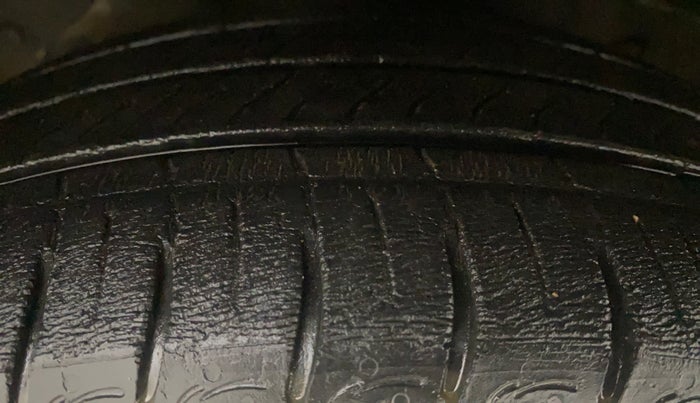 2020 Hyundai GRAND I10 NIOS ASTA AMT 1.2 KAPPA VTVT, Petrol, Automatic, 29,562 km, Left Front Tyre Tread