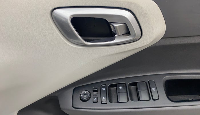 2020 Hyundai GRAND I10 NIOS ASTA AMT 1.2 KAPPA VTVT, Petrol, Automatic, 29,562 km, Driver Side Door Panels Control