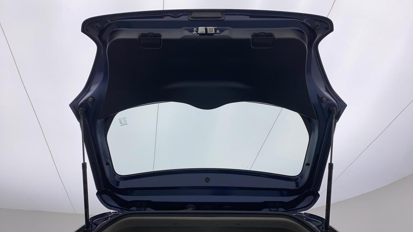 2021 Maruti Swift LXI, Petrol, Manual, 7,402 km, Boot Door Open