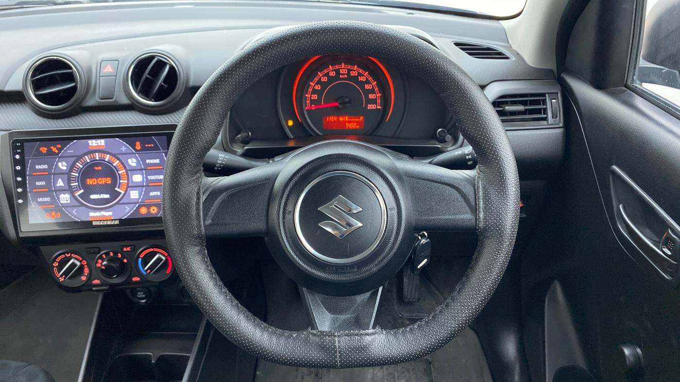 2021 Maruti Swift LXI, Petrol, Manual, 7,402 km, Steering Wheel Close Up