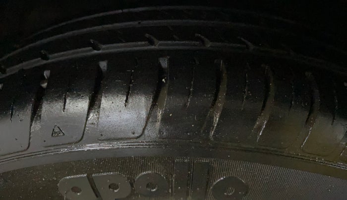 2021 Maruti Swift VXI, Petrol, Manual, 34,844 km, Left Front Tyre Tread