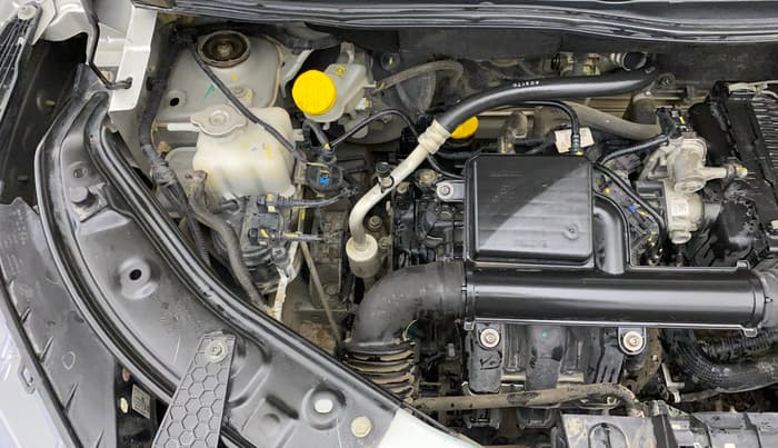 2022 Nissan MAGNITE XE, Petrol, Manual, 34,070 km, Engine View - Right