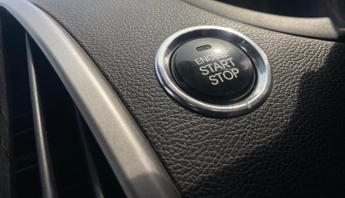 2013 Hyundai i20 ASTA 1.4 CRDI, Diesel, Manual, 1,06,044 km, Keyless Start/ Stop Button