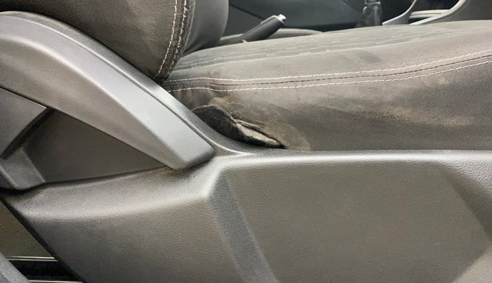 2017 Ford New Figo TREND 1.2 PETROL, Petrol, Manual, 1,00,922 km, Driver Side Adjustment Panel