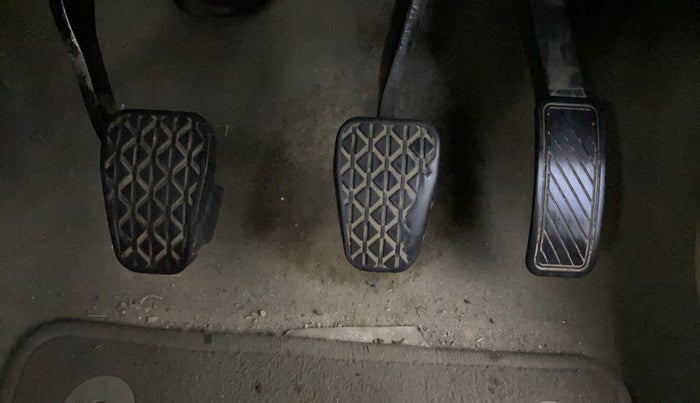 2015 Ford Figo Aspire TITANIUM 1.2 PETROL, Petrol, Manual, 87,026 km, Pedals