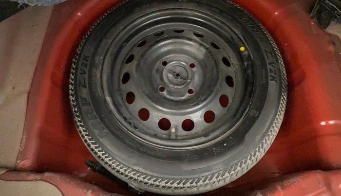 2015 Ford Figo Aspire TITANIUM 1.2 PETROL, Petrol, Manual, 87,026 km, Spare Tyre