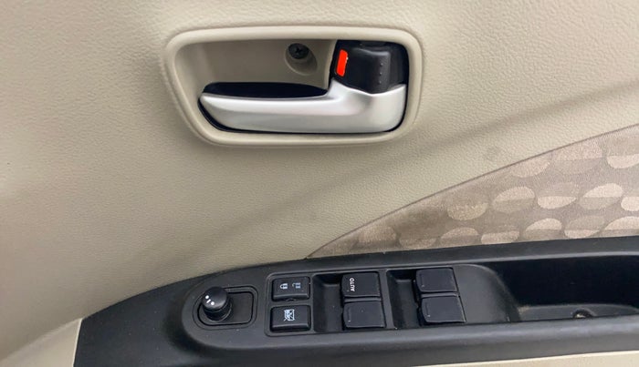 2016 Maruti Celerio ZXI AMT (O), Petrol, Automatic, 64,279 km, Driver Side Door Panels Control