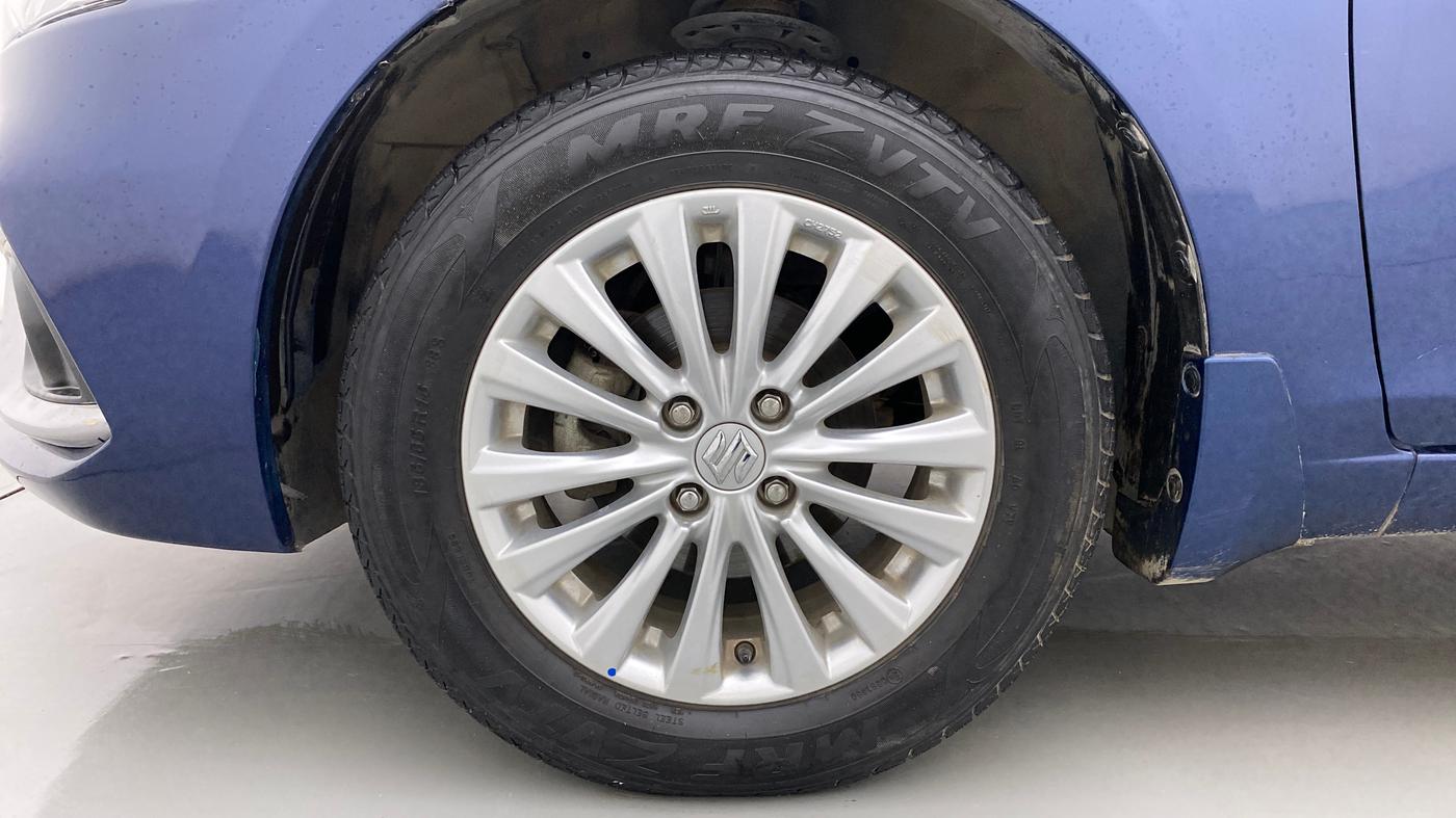 2019 Maruti Ciaz DELTA 1.5 SHVS MT PETROL, Petrol, Manual, 36,491 km, Left Front Wheel