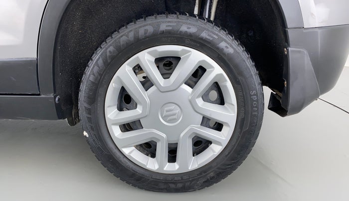 2017 Maruti Vitara Brezza VDI OPT, Diesel, Manual, 67,116 km, Left Rear Wheel
