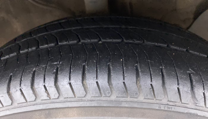 2016 Hyundai Creta 1.6 CRDI SX PLUS AUTO, Diesel, Automatic, 99,480 km, Right Front Tyre Tread
