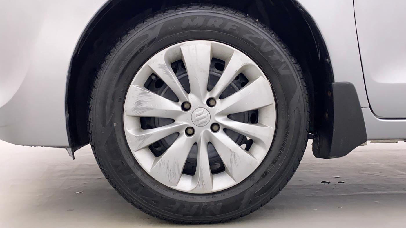 2016 Maruti Baleno DELTA 1.2 K12, Petrol, Manual, 49,301 km, Left Front Wheel